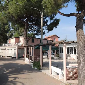 https://appartamenti-camping-rivamare.hotelitalianriviera.com